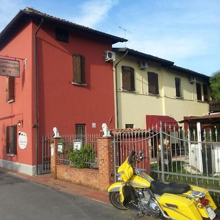 Manuela Le Quattro Coppe Otel Desenzano del Garda Dış mekan fotoğraf