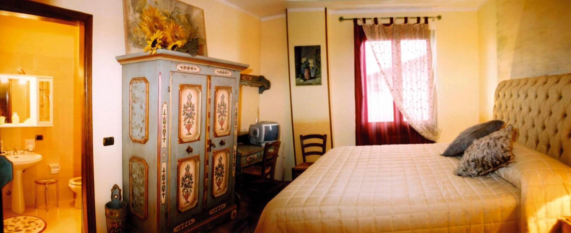 Manuela Le Quattro Coppe Otel Desenzano del Garda Dış mekan fotoğraf