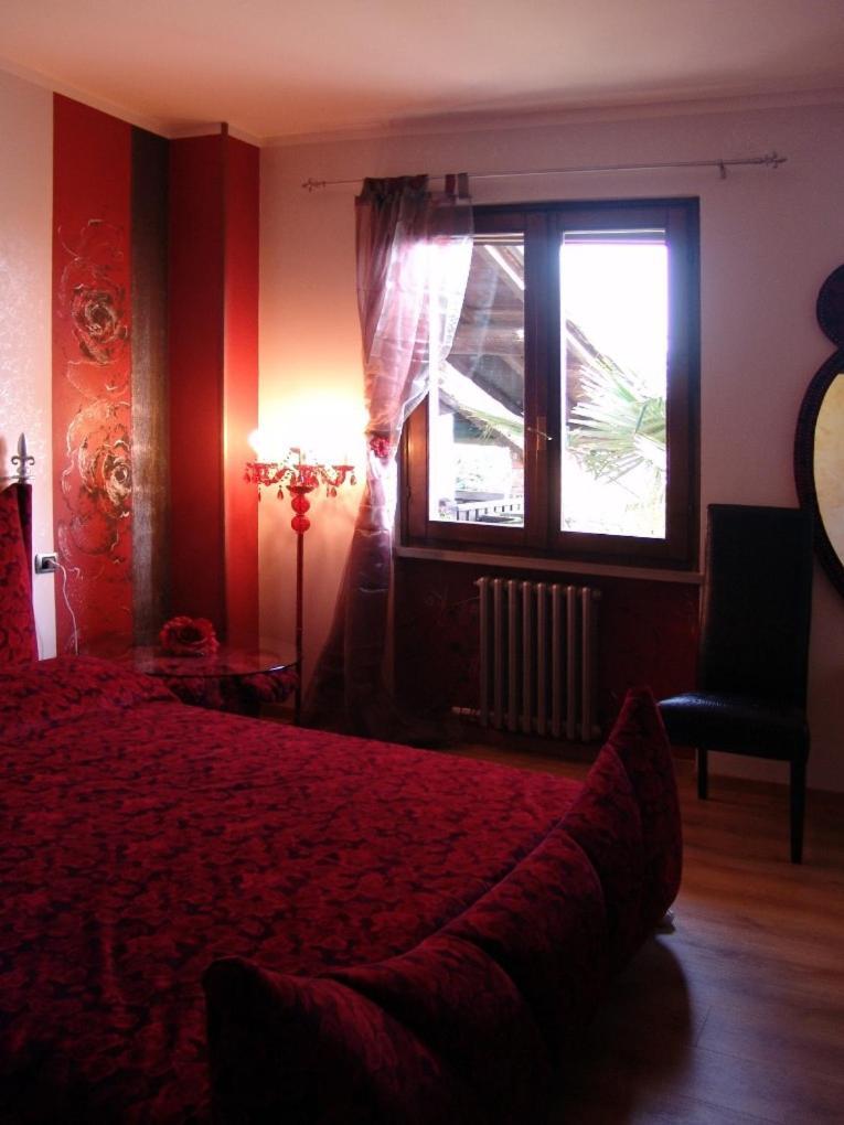 Manuela Le Quattro Coppe Otel Desenzano del Garda Dış mekan fotoğraf